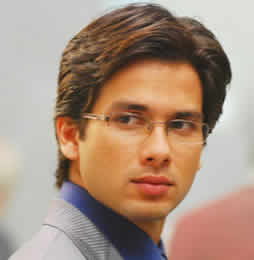 Twinkle twinkle little star for Shahid Kapoor